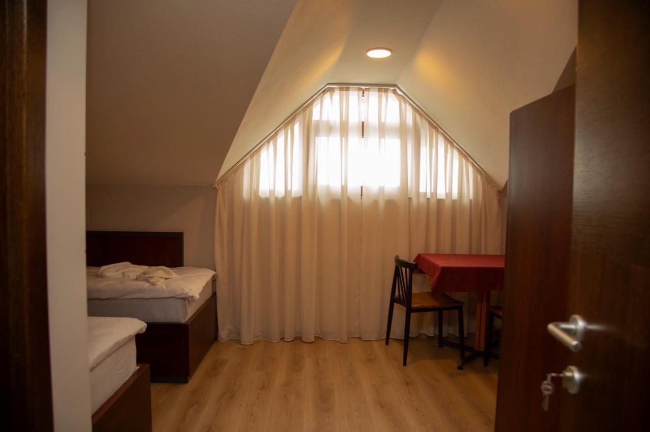 Hotel Oferta Prizren Ngoại thất bức ảnh