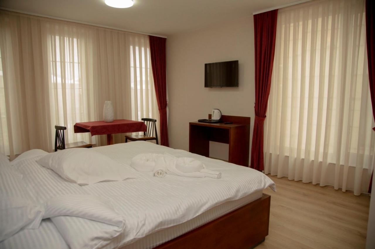 Hotel Oferta Prizren Ngoại thất bức ảnh